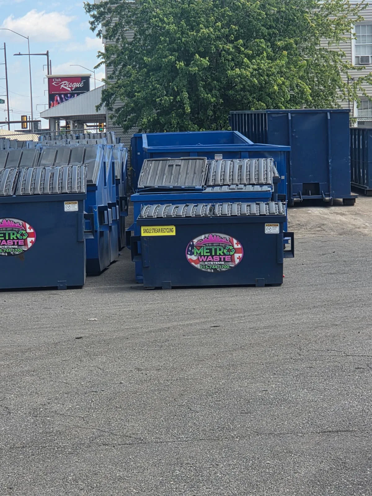Metro Waste Solutions mixed operations in the Philadelphia metro area — real fleet photo 10