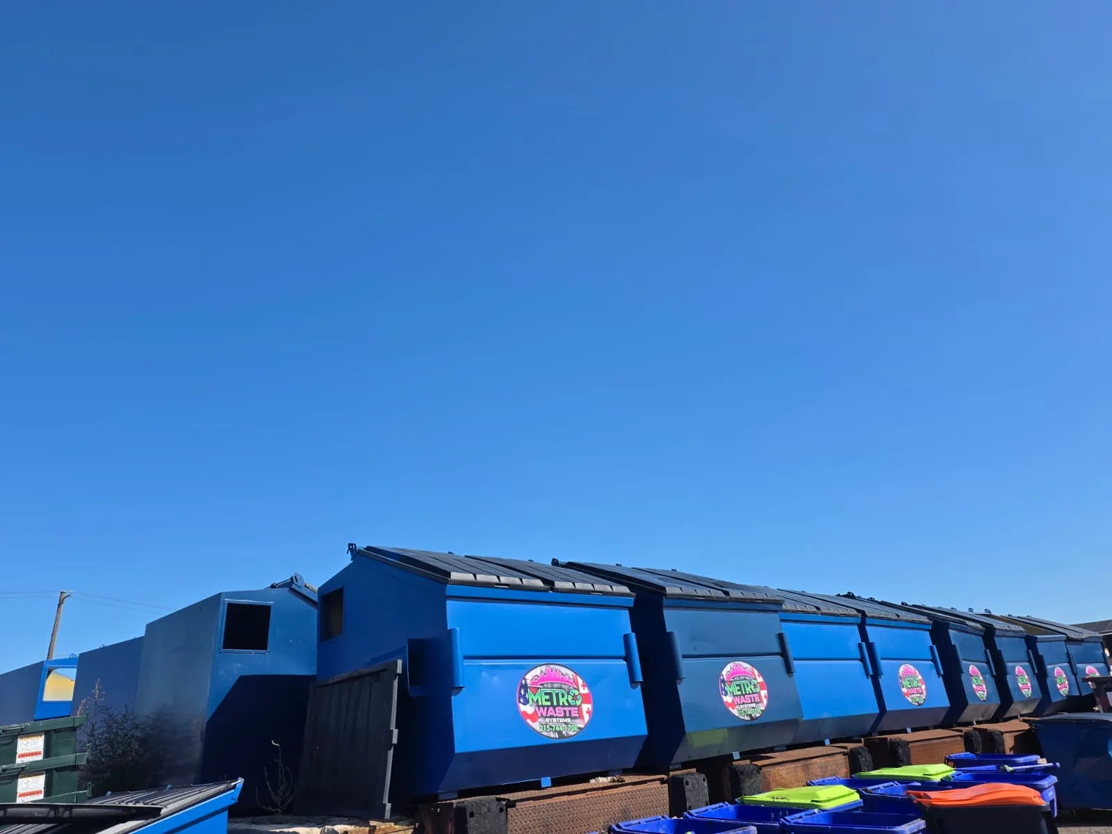 Metro Waste Solutions fleet shop in the Philadelphia metro area — real fleet photo 5