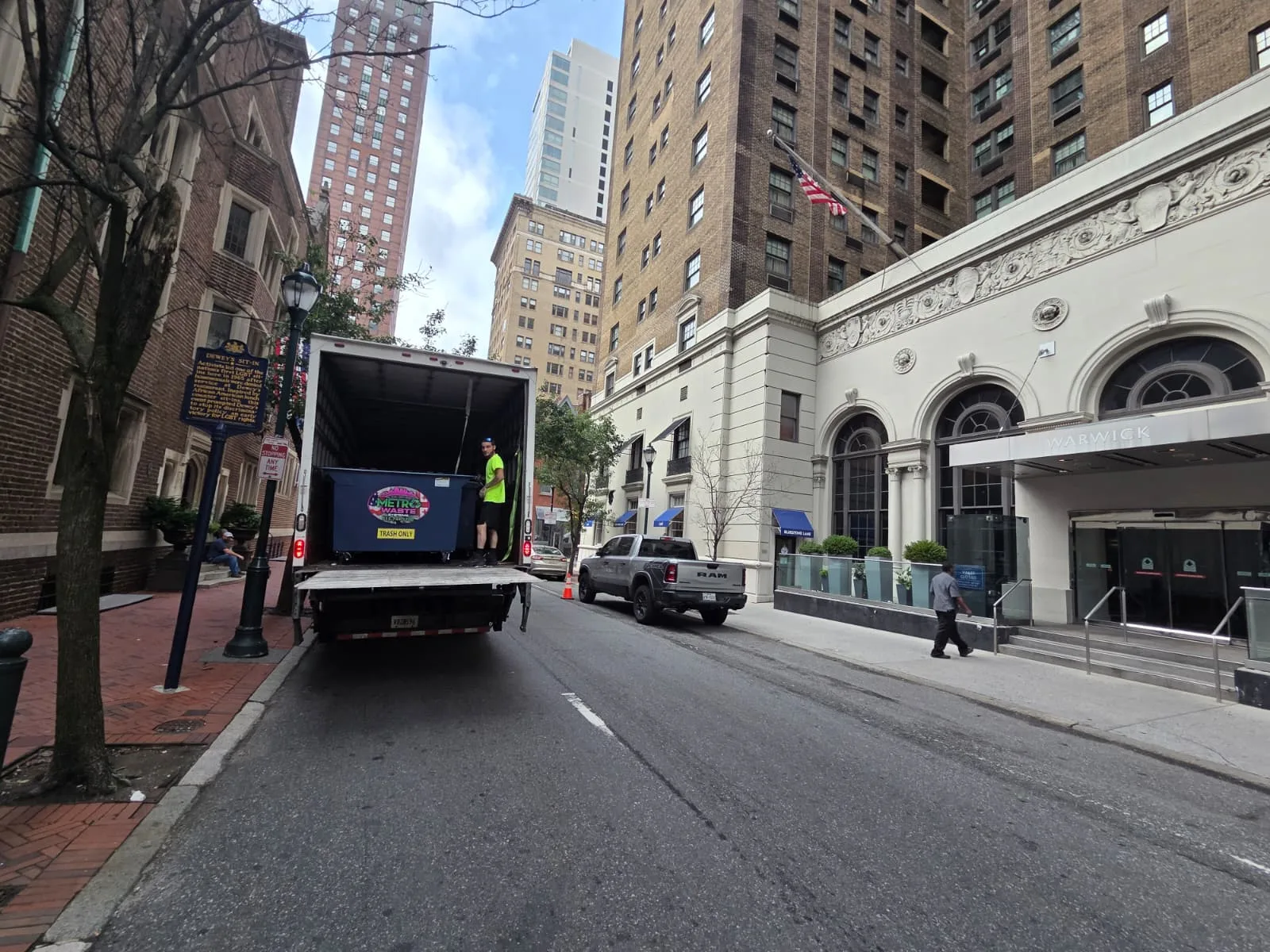 Metro Waste Solutions rear-load collection in the Philadelphia metro area — real fleet photo 4