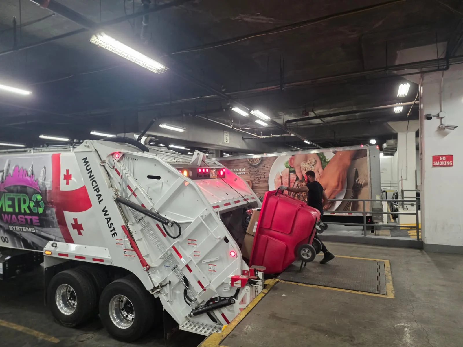 Metro Waste Solutions rear-load collection in the Philadelphia metro area — real fleet photo 34