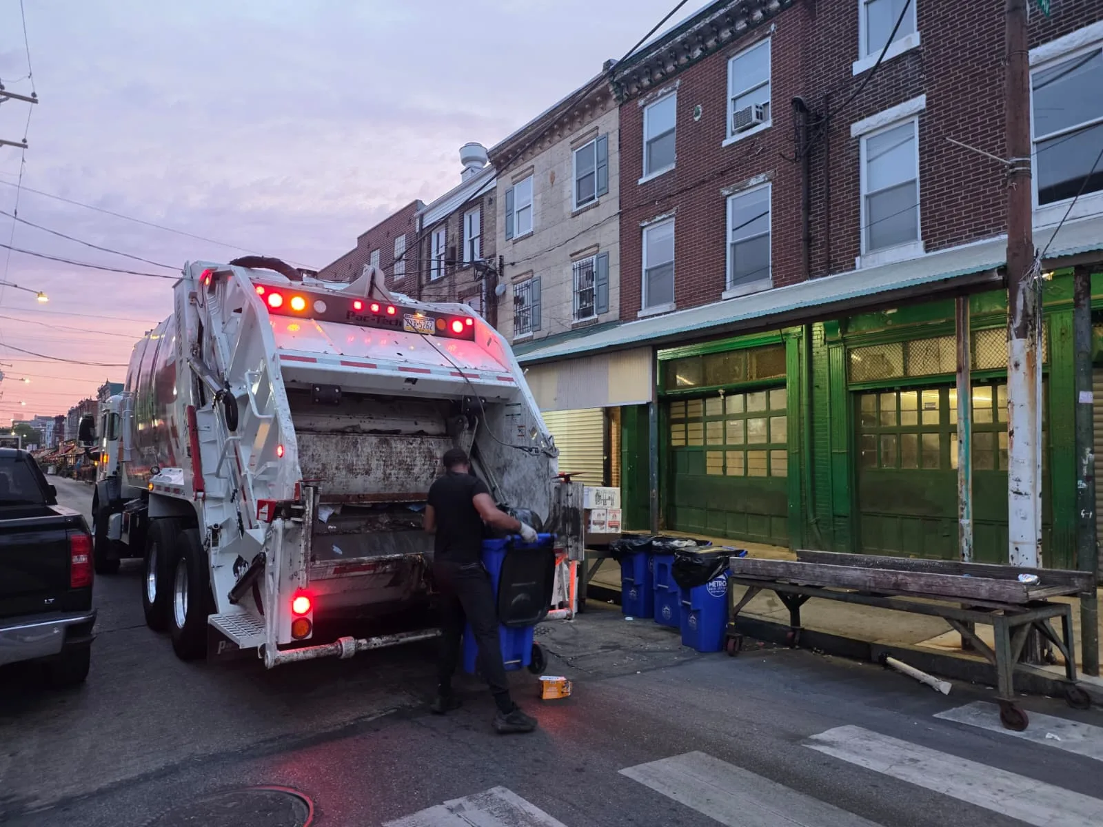 Metro Waste Solutions rear-load collection in the Philadelphia metro area — real fleet photo 50