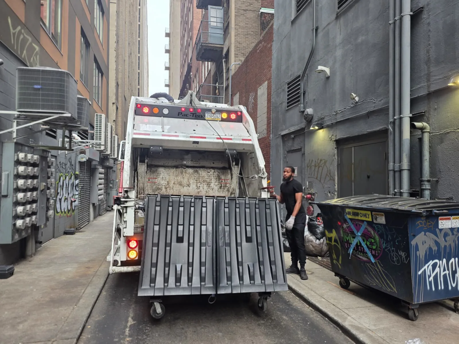 Commercial recycling and cardboard collection operations by Metro Waste Solutions serving Philadelphia businesses — photo 1