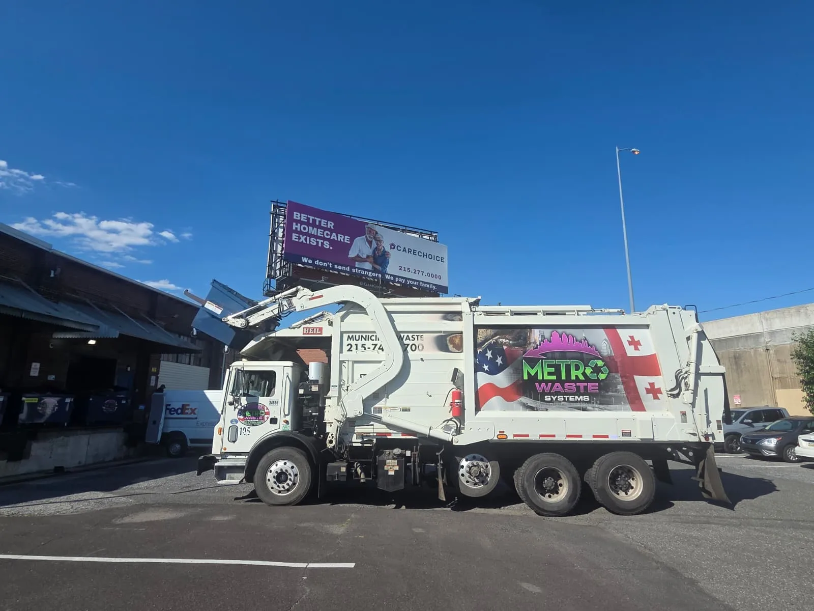 Commercial recycling operations serving Philadelphia business requirements