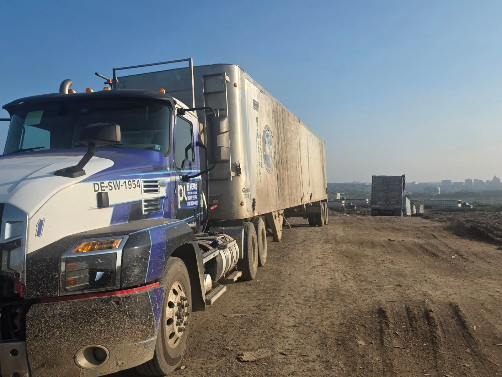 Metro Waste Solutions tipper trailers in the Philadelphia metro area — real fleet photo 19