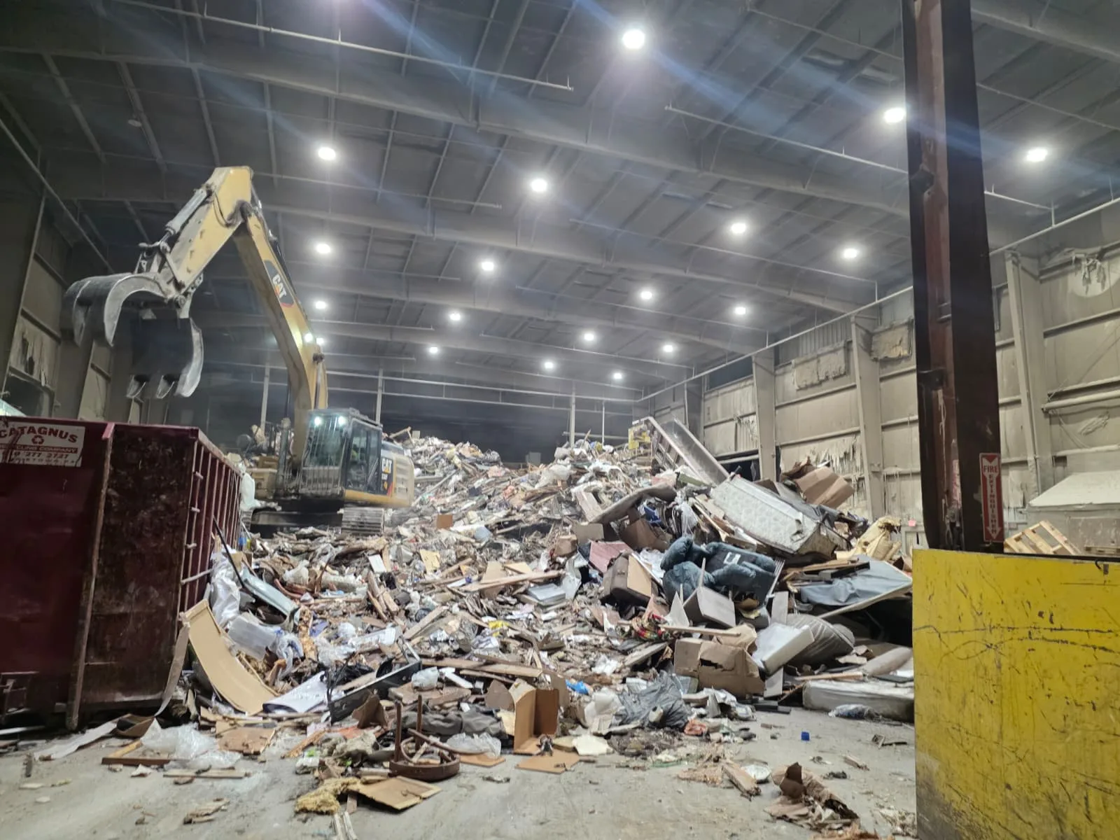 Metro Waste Solutions transfer station in the Philadelphia metro area — real fleet photo 7